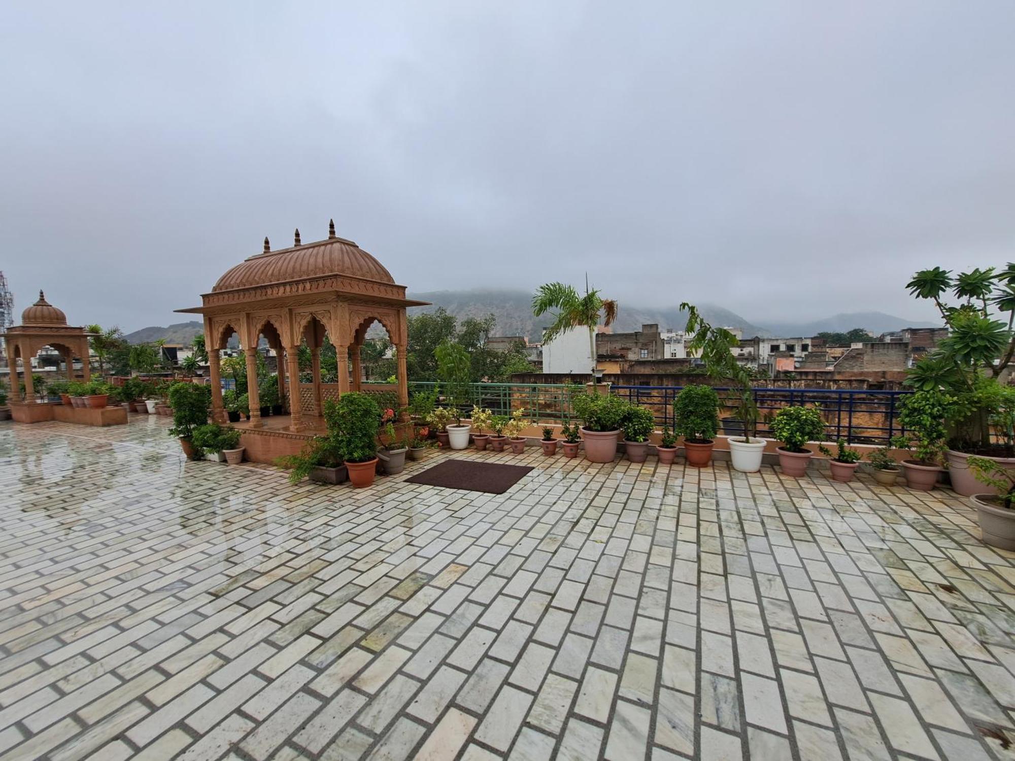 Swaraj Palace Jaipur Luaran gambar